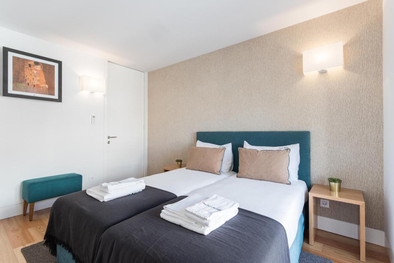 Flh Chiado Elegant Apartment Lisboa Eksteriør billede