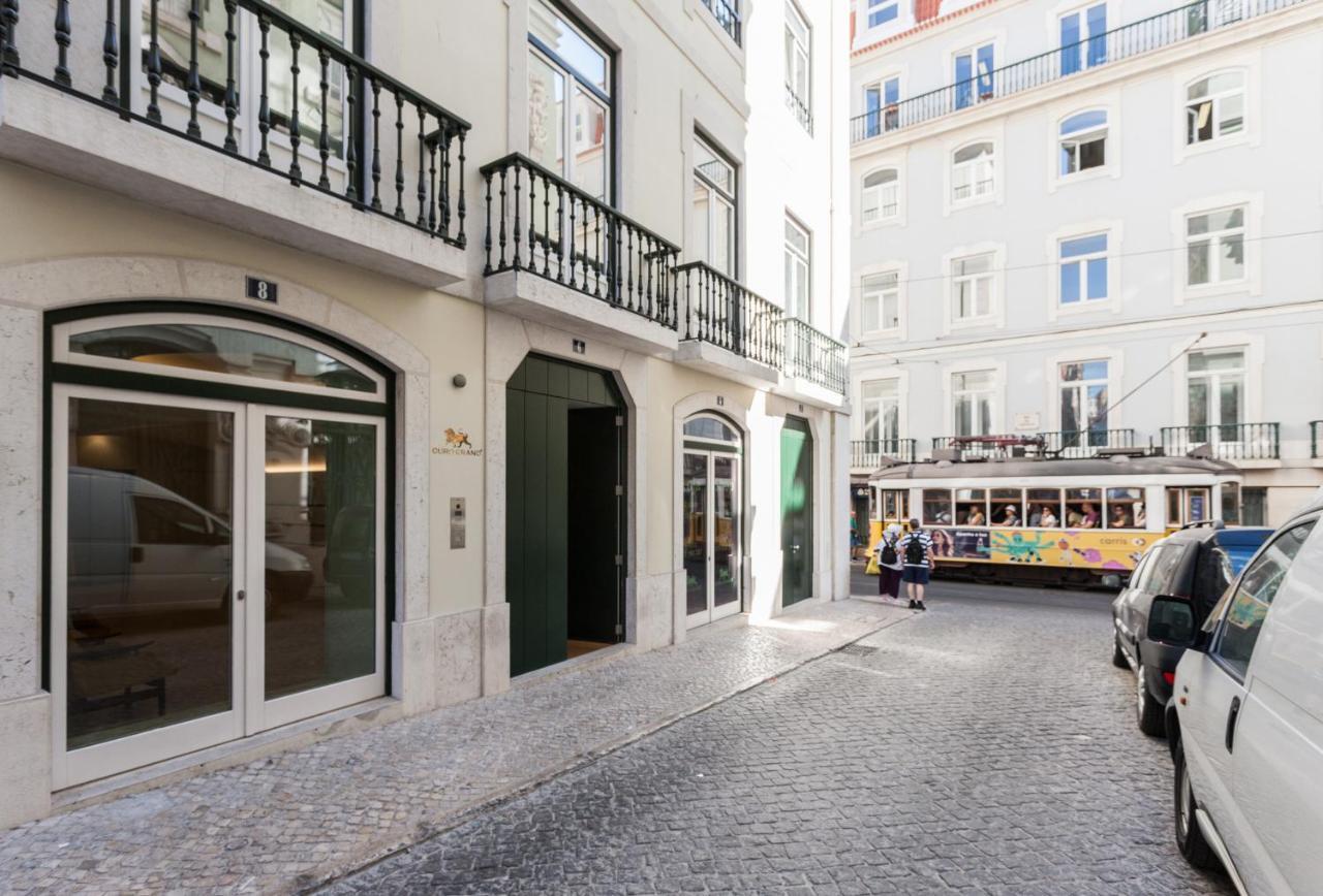Flh Chiado Elegant Apartment Lisboa Eksteriør billede