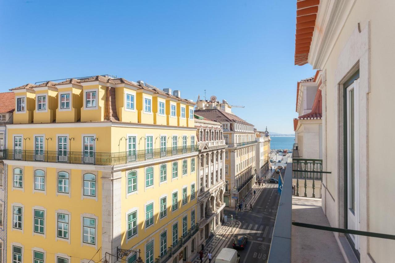 Flh Chiado Elegant Apartment Lisboa Eksteriør billede